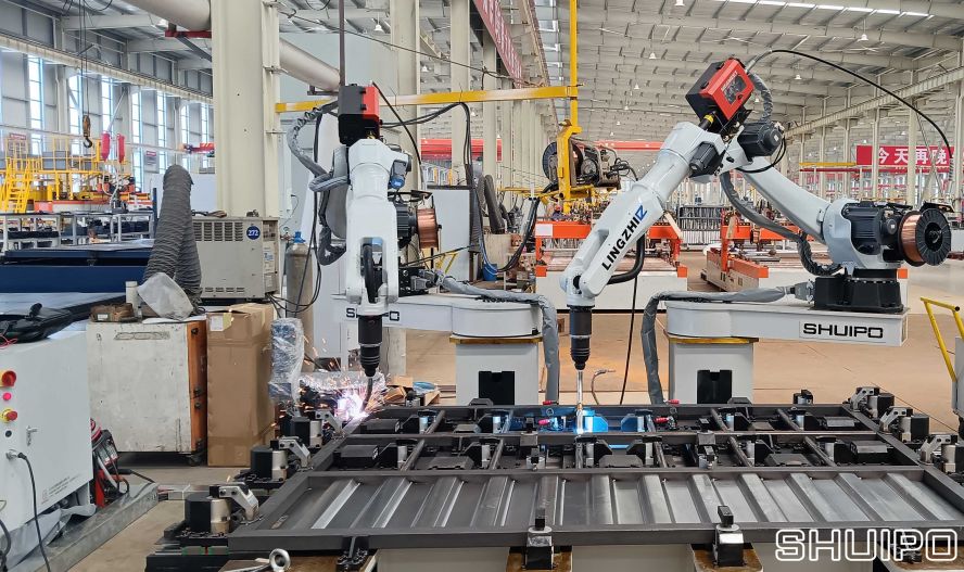 3花欄焊接機器人 3花欄焊接機器人